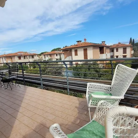 דירה Salice Ottimo Trilocale Con Terrazza Pranzabile *